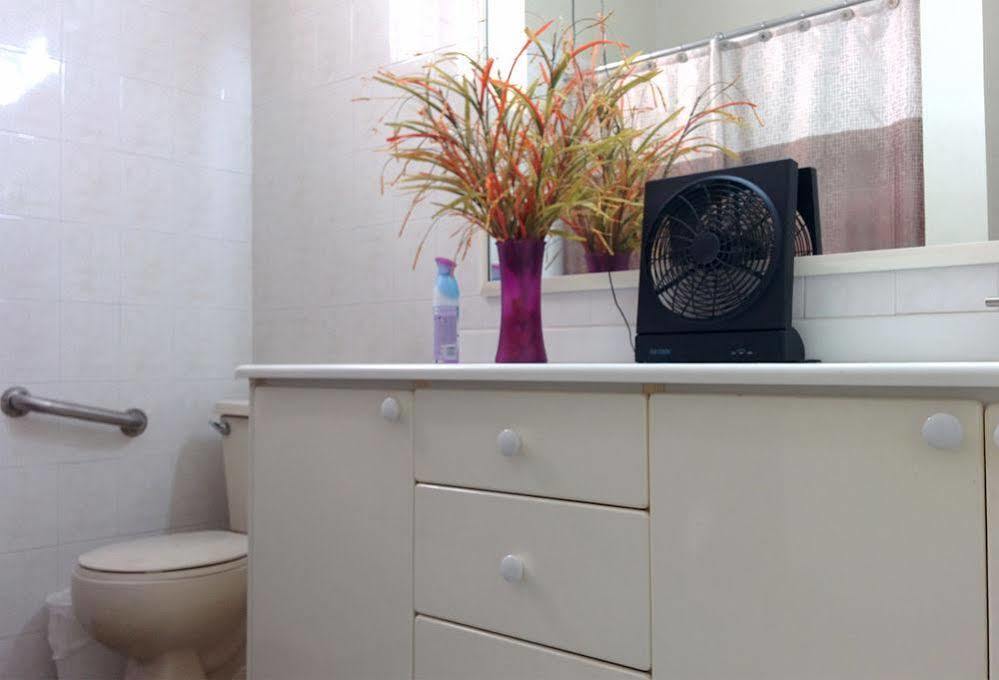 Chester Avenue Guest House 金斯敦 外观 照片