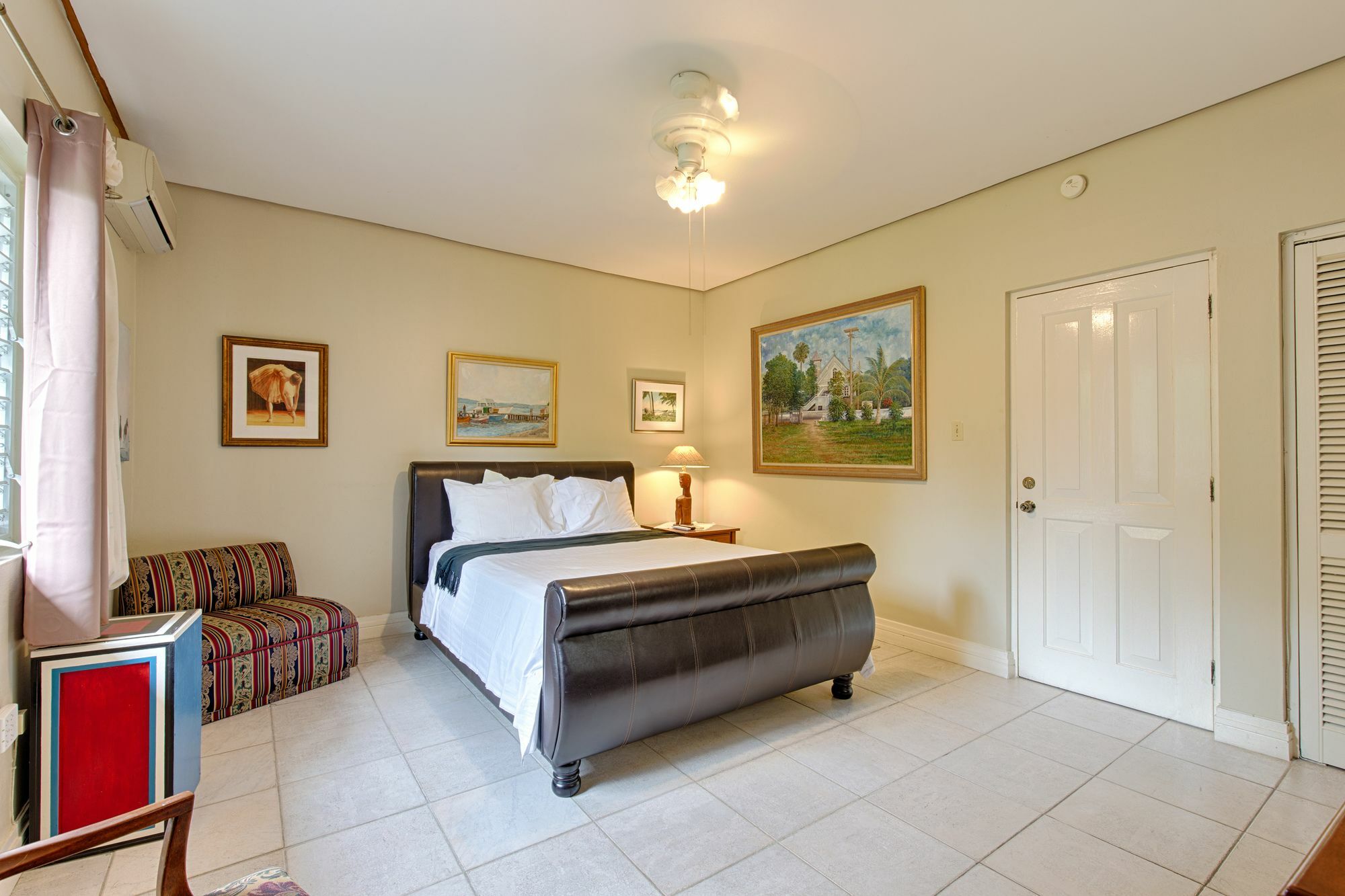 Chester Avenue Guest House 金斯敦 外观 照片